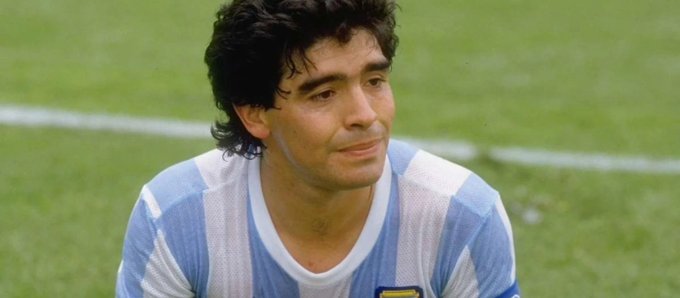 Υπάλληλοι γραφείου τελετών βγάλανε σέλφι... με τον νεκρό Ν.Μαραντόνα (φώτο)